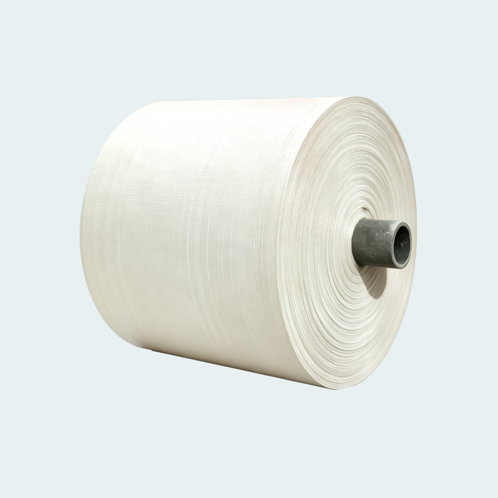 White PP woven fabric roll